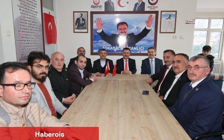 Tokat'ta Siyasi İttifak: BBP, Eroğlu'nu destekleme kararı aldı - Haberois Tokat'ta Siyasi İttifak: BBP, Eroğlu'nu destekleme kararı aldı