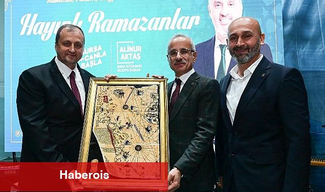Ulaştırma ve Altyapı Bakanı Abdulkadir Uraloğlu açılış ve iftar programları vesilesiyle geldiği İznik'te yeni müjdeler verdi. - Haberois Ulaştırma ve Altyapı Bakanı Abdulkadir Uraloğlu açılış ve iftar programları vesilesiyle geldiği İznik'te yeni müjdeler verdi.