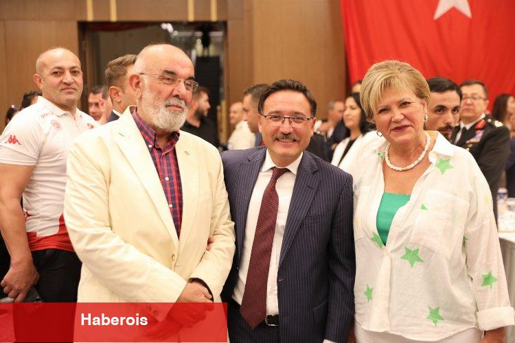 Vali Gökmen Çiçek’in “18 Mart Şehitler Günü ve Çanakkale Zaferi” mesajı