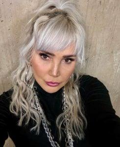 Yonca Evcimik’in şok edici estetik değişimi!