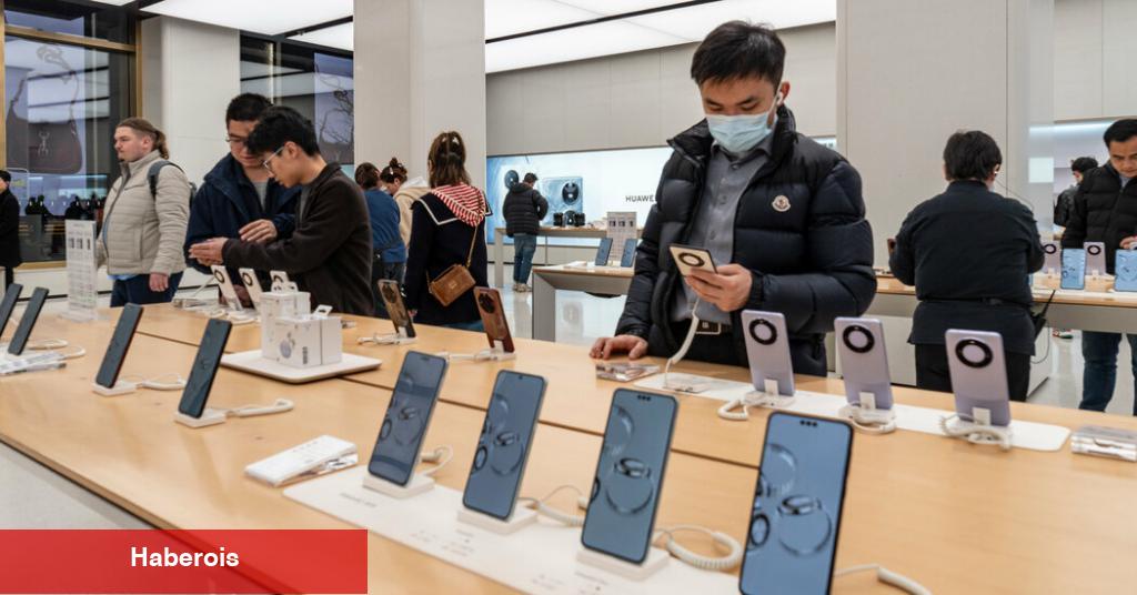 Apple, WhatsApp'ın Çin App Store'dan Çekilmesinin Sipariş Edildiğini Söyledi