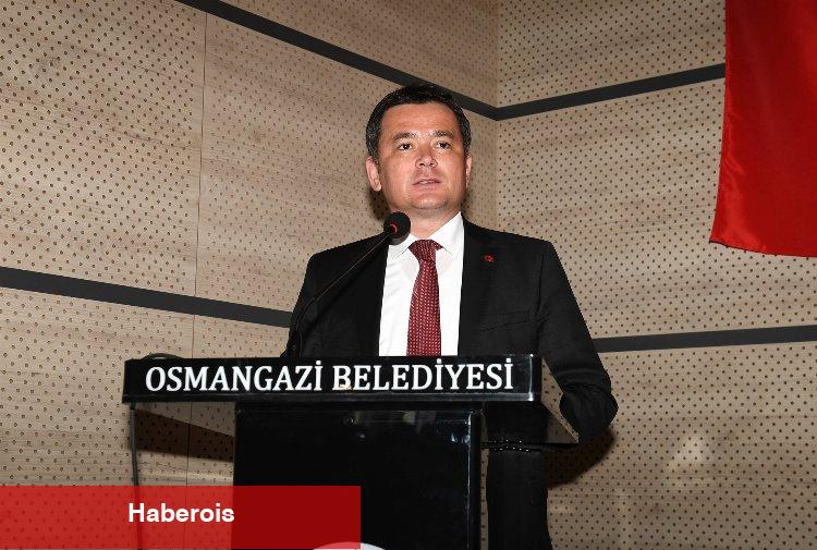 Başkan Aydın engelsiz koroya eşlik etti
