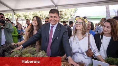 Başkan Tugay, Alaçatı Ot Festivali'nin açılışını yaptı