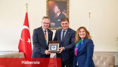 Başkan Tugay'dan kadın ve çocuklara yönelik projelere destek sözü