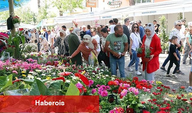 Bayındır Çiçek Festivali Son Gününde de Doldu Taştı - Haberois Bayındır Çiçek Festivali Son Gününde de Doldu Taştı