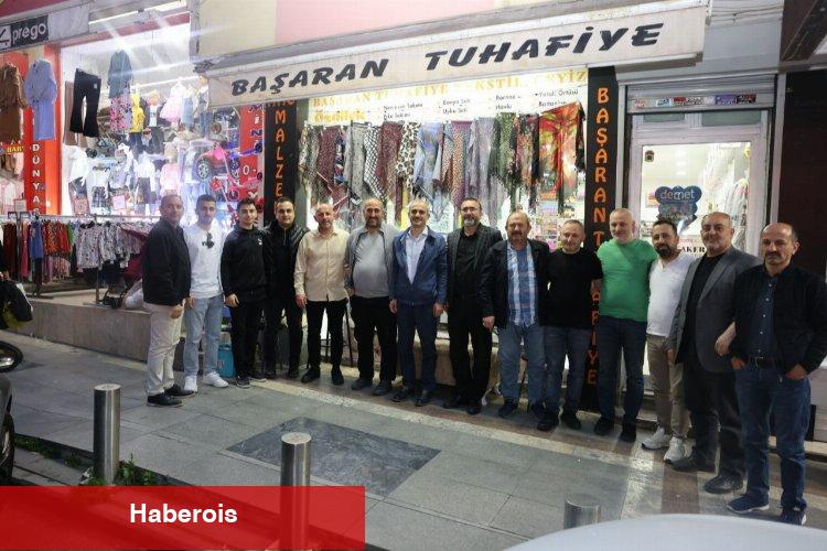 Bünyamin Çiftçi, esnaflarla çay sohbetinde buluştu