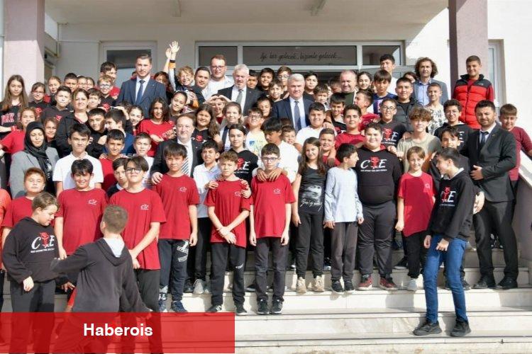Canbey’den 23 Nisan mesajı
