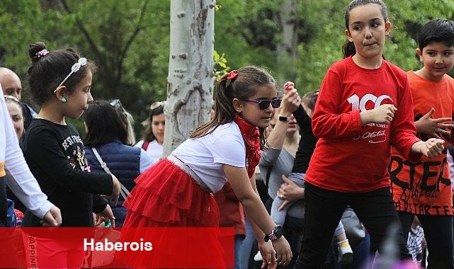 Çankaya Belediyesi 23 Nisan Ulusal Egemenlik ve Çocuk Bayramı etkinlikleri kapsamında Çocuk Şenliği gerçekleştirdi - Haberois Çankaya Belediyesi 23 Nisan Ulusal Egemenlik ve Çocuk Bayramı etkinlikleri kapsamında Çocuk Şenliği gerçekleştirdi