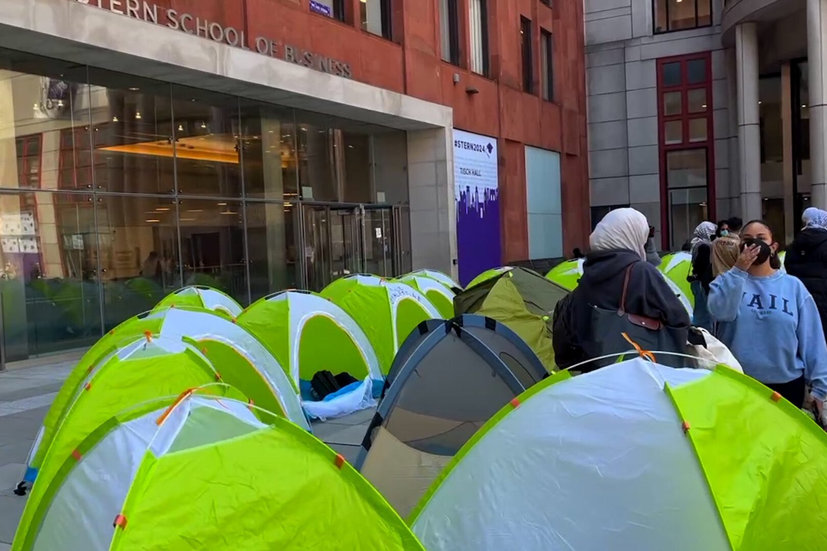 Columbia, Yale, MIT ve NYU'da Protesto Sahneleri - Haberois Columbia, Yale, MIT ve NYU'da Protesto Sahneleri