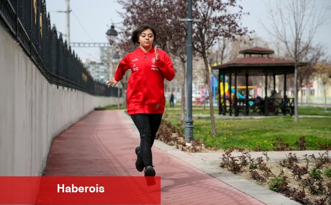 Down sendromlu şampiyon, sporda muvaffakiyete koşuyor - Haberois Down sendromlu şampiyon, sporda muvaffakiyete koşuyor