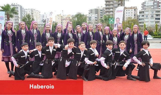 Dünya çocukları Yenişehir Belediyesinin 23 Nisan kutlamalarında buluştu - Haberois Dünya çocukları Yenişehir Belediyesinin 23 Nisan kutlamalarında buluştu