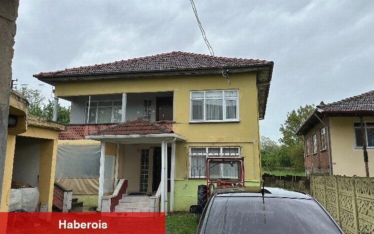 Düzce'de 53 yaşındaki kişi çatıdan düştü - Haberois Düzce'de 53 yaşındaki kişi çatıdan düştü