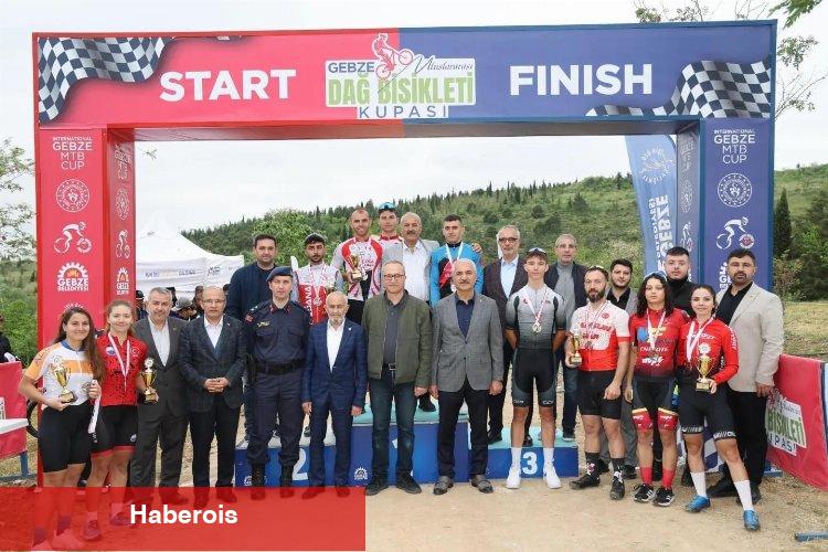 Gebze'de nefes kesen mücadele