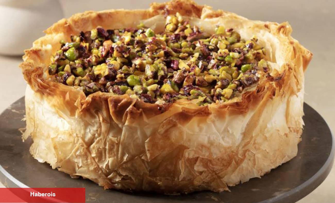 Gelinim Mutfakta baklava pastası nasıl yapılır? Çıtır çıtır bir lezzet: Baklava pastası!