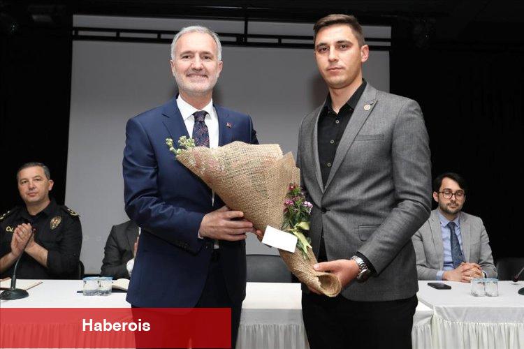 İnegöl'de muhtarlarla yeni dönemin ilk toplantısı yapıldı