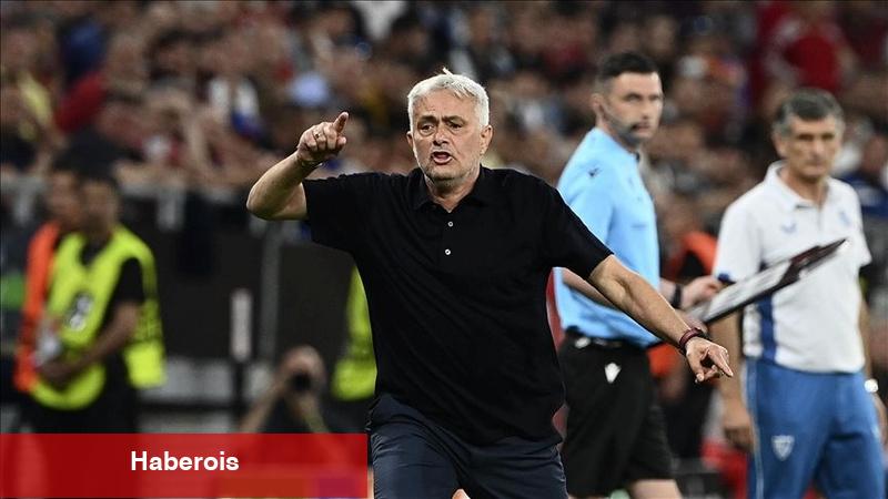 Jose Mourinho Fenerbahçe'ye gelmek için Luis Suarez'i istedi, koşullar kabul edildi