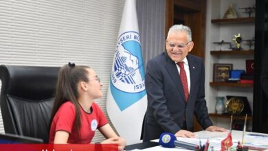 Kayseri'de çocuk başkan “Çanakkale Gezisi” talimatı verdi