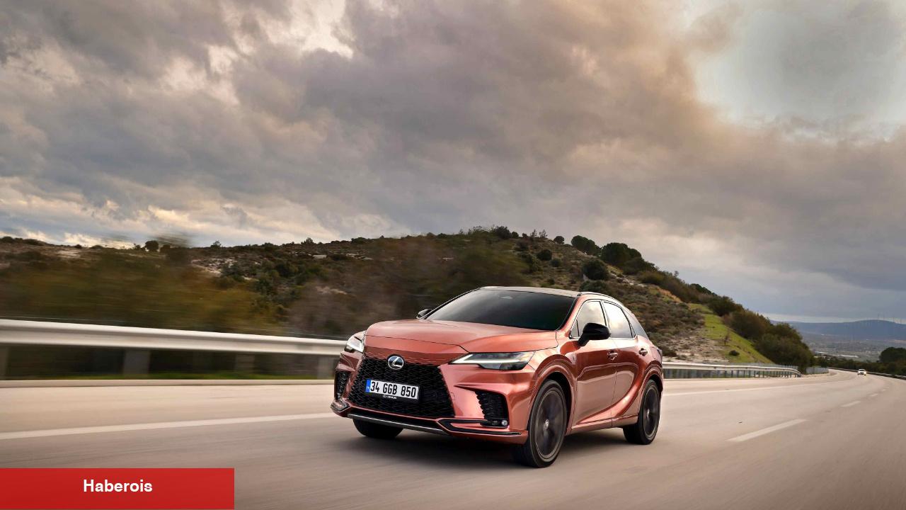 Lexus LBX Türkiye'de satışa sunuldu! İşte fiyatı!