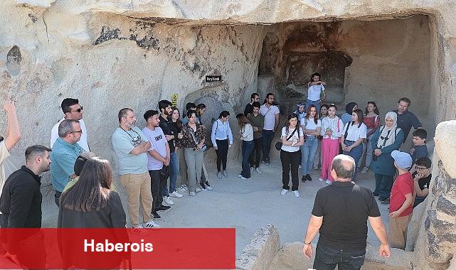 Nevşehir Hacı Bektaş Veli Üniversitesi (NEVÜ) Turizm Fakültesi öğrencileri, Kayaşehir ve Meryem Ana Kilisesi'ni gezdi - Haberois Nevşehir Hacı Bektaş Veli Üniversitesi (NEVÜ) Turizm Fakültesi öğrencileri, Kayaşehir ve Meryem Ana Kilisesi'ni gezdi