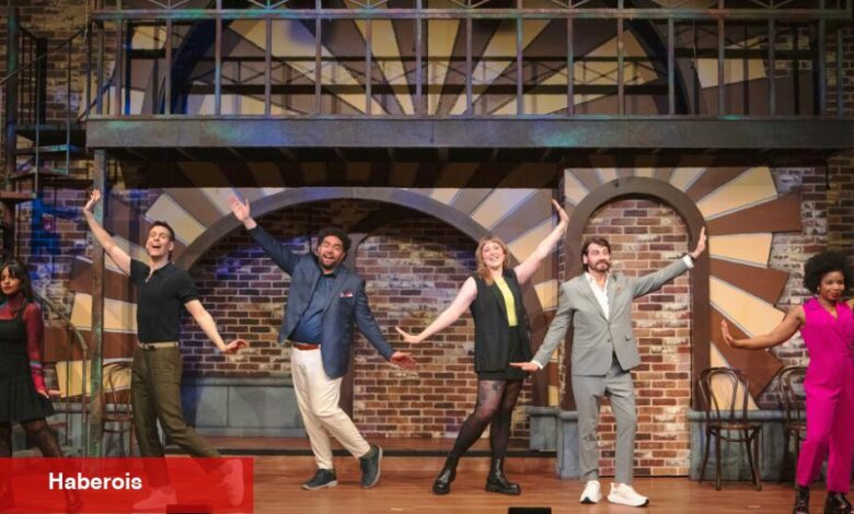 New York Improv Geri Döndü mü? Öğrenmek için Bir Haftalık Bir Eğlenceye Gittim. - Haberois New York Improv Geri Döndü mü? Öğrenmek için Bir Haftalık Bir Eğlenceye Gittim.