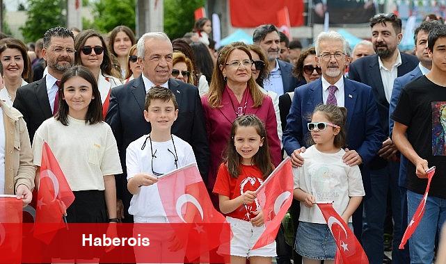 Nilüfer'de 23 Nisan Bayramı coşkusu doyasıya yaşandı - Haberois Nilüfer'de 23 Nisan Bayramı coşkusu doyasıya yaşandı