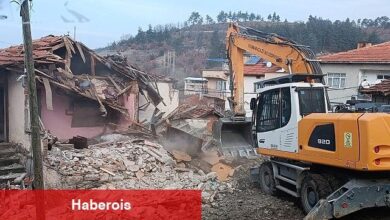 Osmangazi'de metruk bina yıkımları hız kazandı