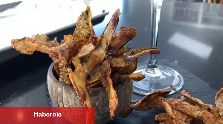 Patatesin kabuklarını sakın çöpe atmayın! Patates kabuklarından cips nasıl yapılır?