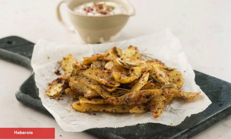 Patatesin kabuklarını sakın çöpe atmayın! Patates kabuklarından cips nasıl yapılır? - Haberois Patatesin kabuklarını sakın çöpe atmayın! Patates kabuklarından cips nasıl yapılır?