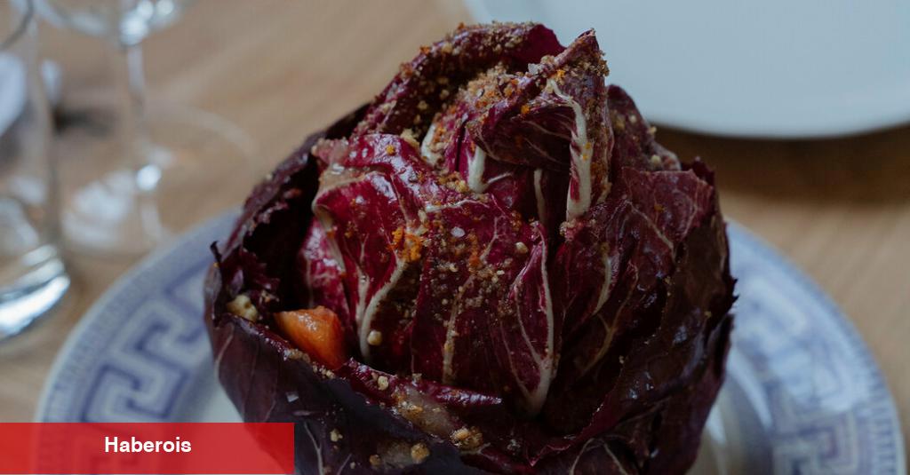 Radicchio'yu Sevmediğini Düşünenler İçin Radicchio Salatası