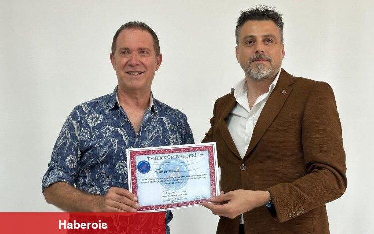 Sanatçı Sümer Ezgü'den mesleki ve kültürel söyleşi - Haberois Sanatçı Sümer Ezgü'den mesleki ve kültürel söyleşi