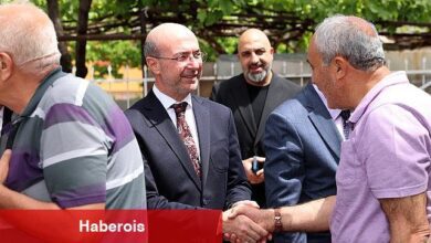 Selçuklu Belediye Başkanı Ahmet Pekyatırmacı, Cuma buluşmaları kapsamında Binkonutlar Mahallesi'nde vatandaşlarla bir araya geldi