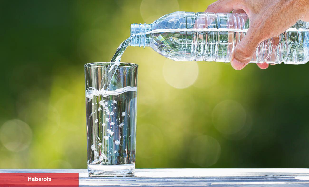 'Su içmek kanser yapar' dedi toplumsal medya yıkıldı! Uzmanı açıkladı