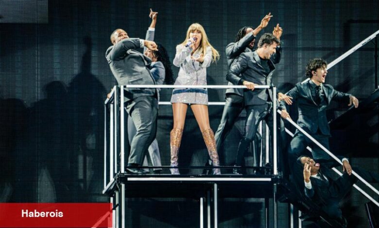 Taylor Swift Hayranlarına Çok Şey Verdi. Sonunda Çok mu Fazla? - Haberois Taylor Swift Hayranlarına Çok Şey Verdi. Sonunda Çok mu Fazla?