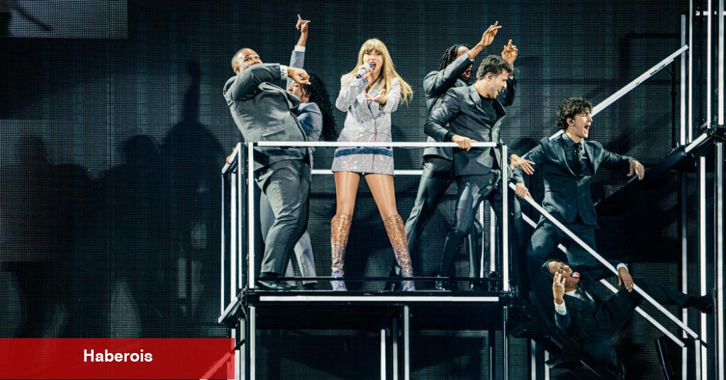 Taylor Swift Hayranlarına Çok Şey Verdi. Sonunda Çok mu Fazla?