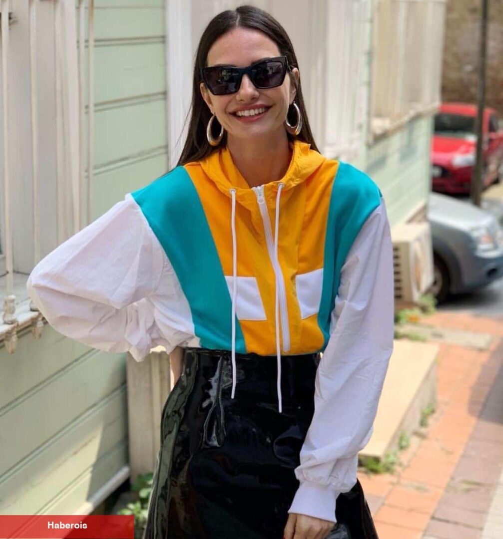 Yasemin Özilhan’dan olay olan paylaşım! Sadece ayakkabılarının pahası...