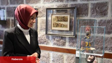 Bakan Göktaş, İlk Anne Müzesini Ziyaret Etti