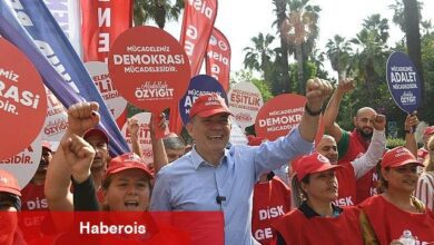 Başkan Abdullah Özyiğit, 1 Mayıs'ta işçilerle yan yana yürüdü