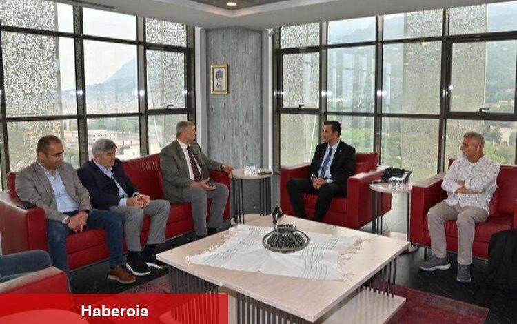 Başkan Zeyrek: "Hata yapan bensem, benim de yanlışlarımı yazın" - Haberois Başkan Zeyrek: "Hata yapan bensem, benim de yanlışlarımı yazın"