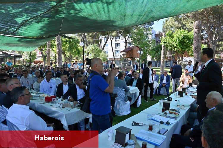 Başkan Zeyrek, “Yalınayak yürüyen çocukların sorumlulukları omuzlarımda”
