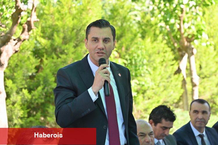 Başkan Zeyrek, “Yalınayak yürüyen çocukların sorumlulukları omuzlarımda”