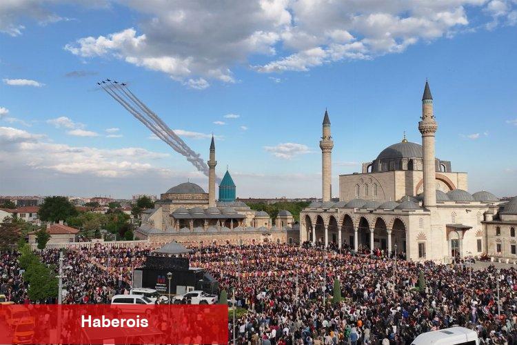 Binlerce Konyalı 'Teşrif-i Mevlana'da