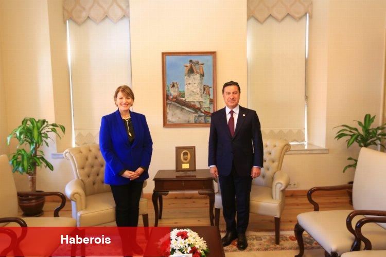Birleşik Krallık Ankara Büyükelçisi’nden Başkan Aras’a ziyaret