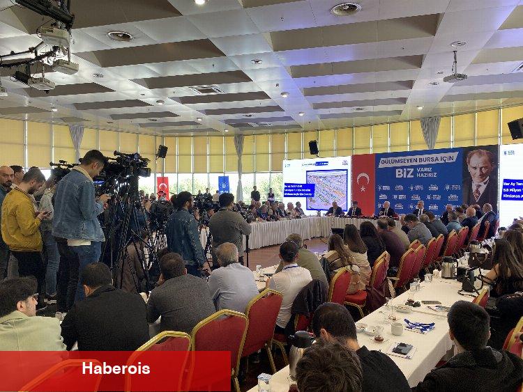 Bursa Büyükşehir Belediye Başkanı Mustafa Bozbey basınla buluştu