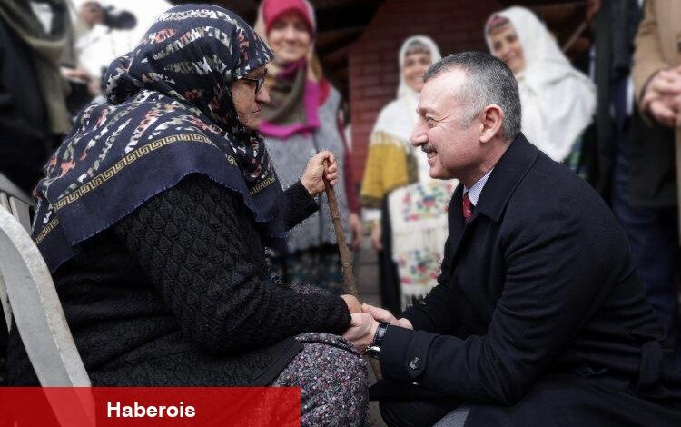 Büyükakın: "Mutlu annelerle mutlu gelecek inşa ediyoruz"