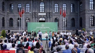 Ders Saatleri Değişmeyecek