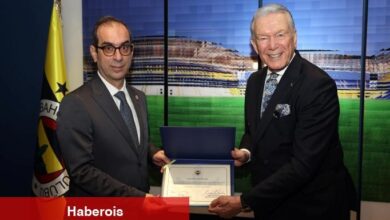 Fenerbahçe'de Şekip Mosturoğlu ve konsey üyeleri mazbatalarını aldı