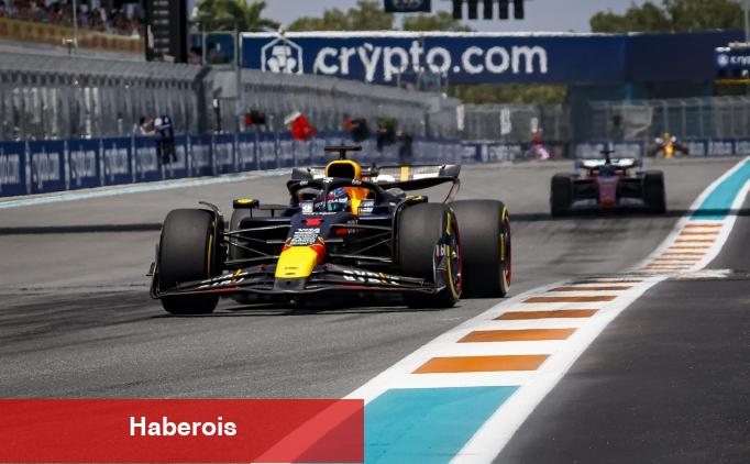 Formula 1'de gelenek bozulmadı Verstappen birinci sırayı aldı - Haberois Formula 1'de gelenek bozulmadı Verstappen birinci sırayı aldı