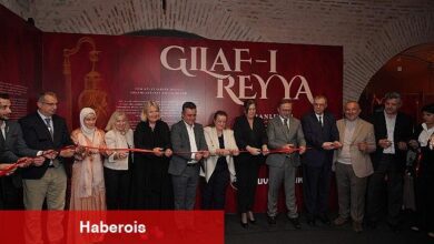 "Gılaf-ı Reyya: Osmanlı'dan Günümüze Koku Şişeleri" sergisi açıldı