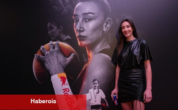 Hande Baladın'ın "Baladın" belgeselinin galası yapıldı - Haberois Hande Baladın'ın "Baladın" belgeselinin galası yapıldı
