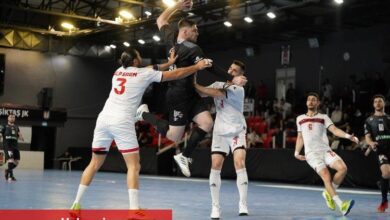 Hentbolda Beşiktaş Safi Çimento ve Sakarya BBSK, Final Turu'nda